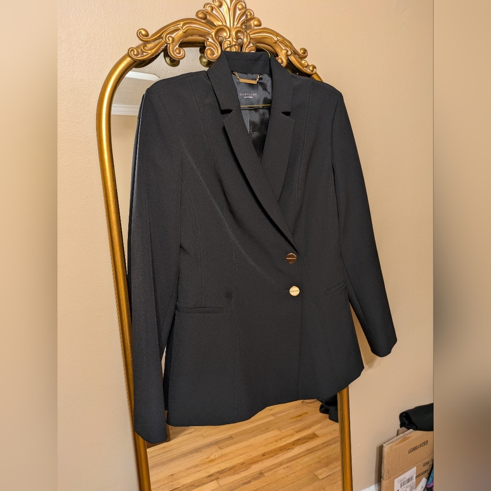 Elegant Black Women's Blazer